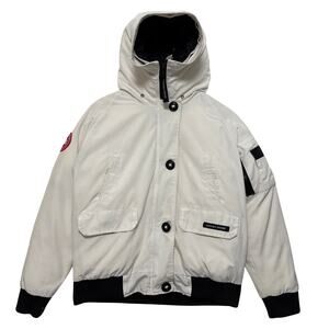 Canada Goose Chiliwack Bomber Coyote Fur Trim Hood Jacket Black White S